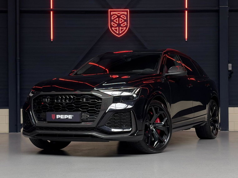 Foto van Audi RSQ8