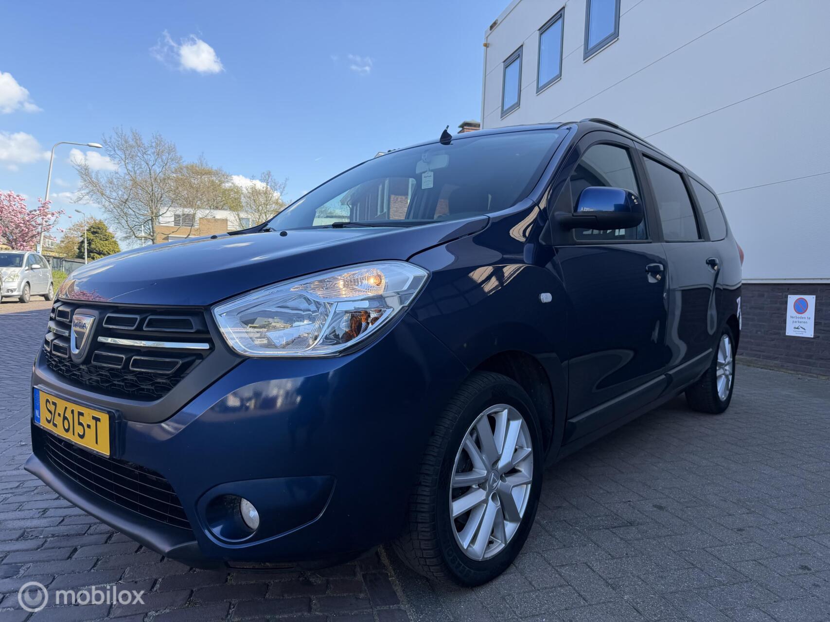 Foto van Dacia Lodgy