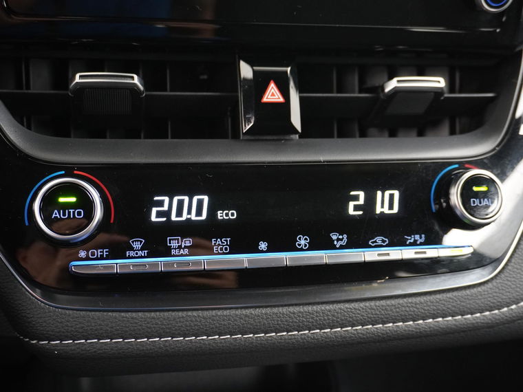Toyota Corolla Touring Sports