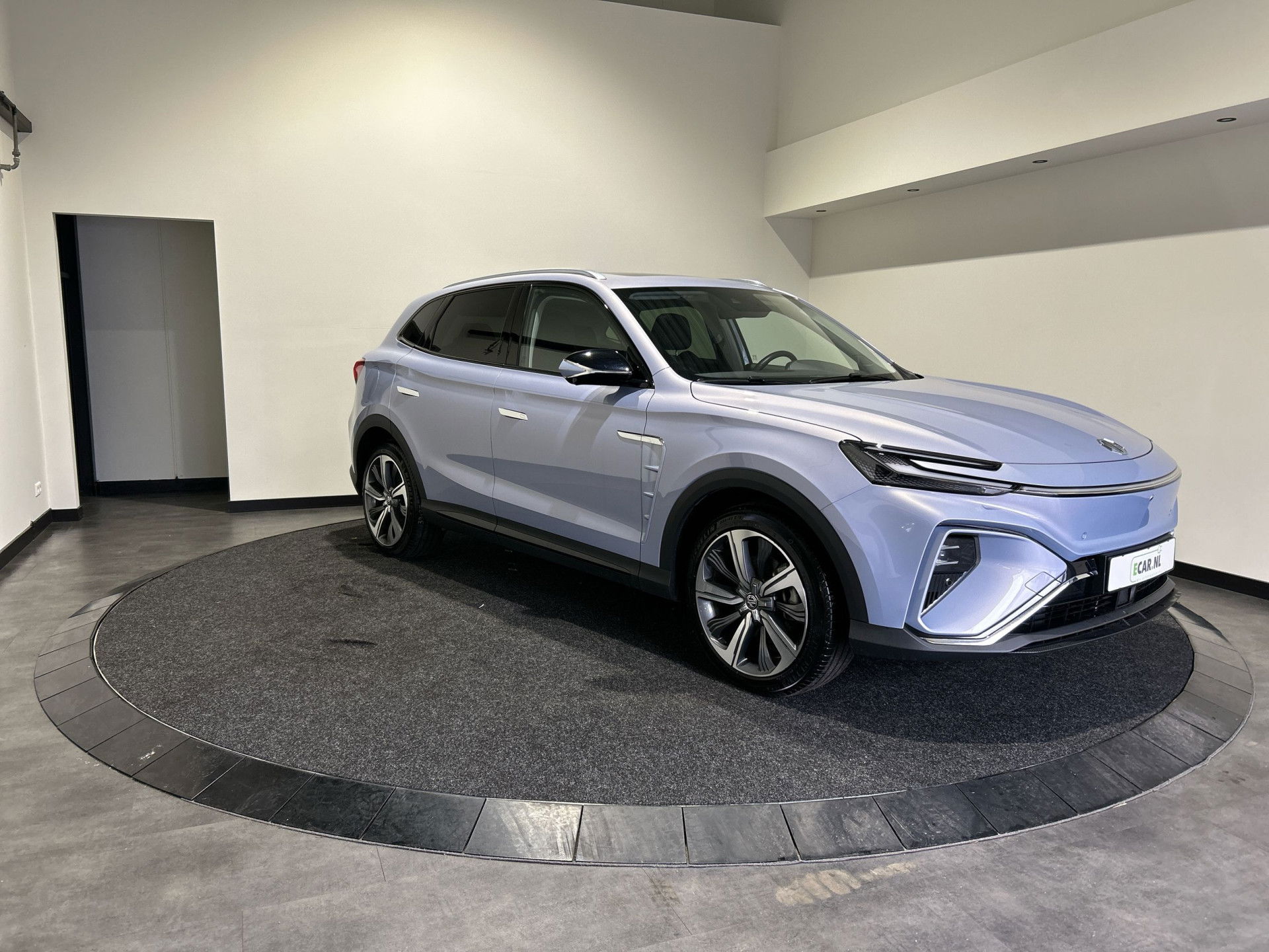 Foto van MG Marvel R