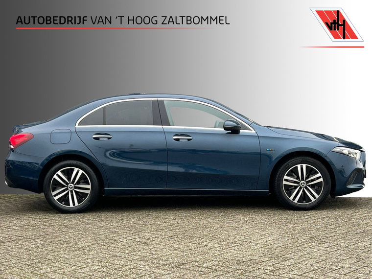 Mercedes-Benz A-Klasse foto 1