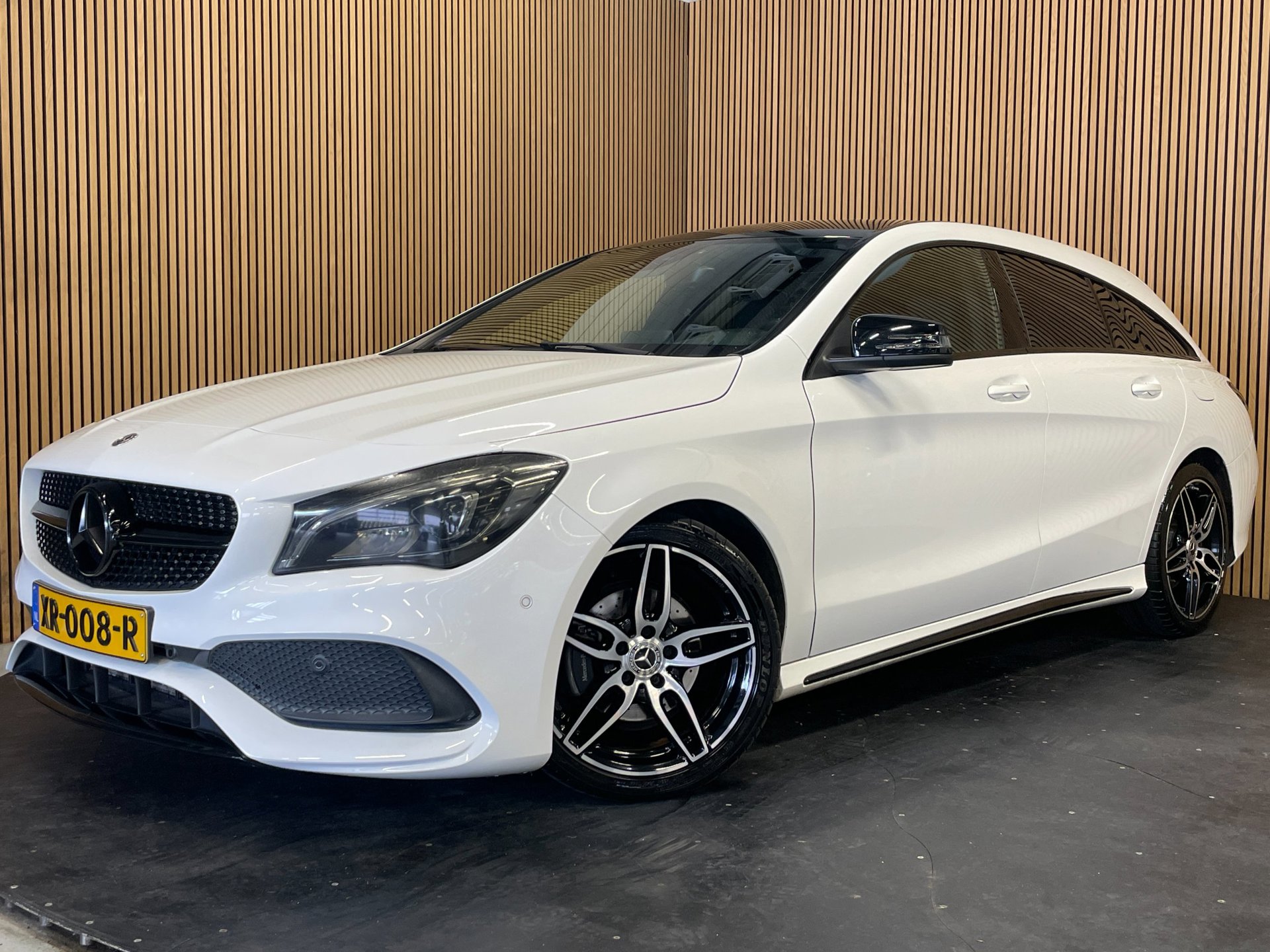 Foto van Mercedes-Benz CLA