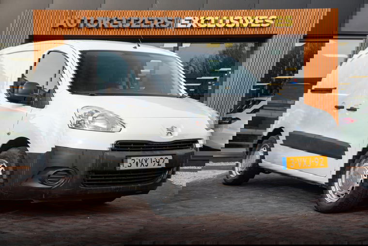 Foto van Peugeot Partner