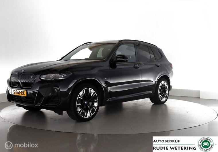 Foto van BMW iX3