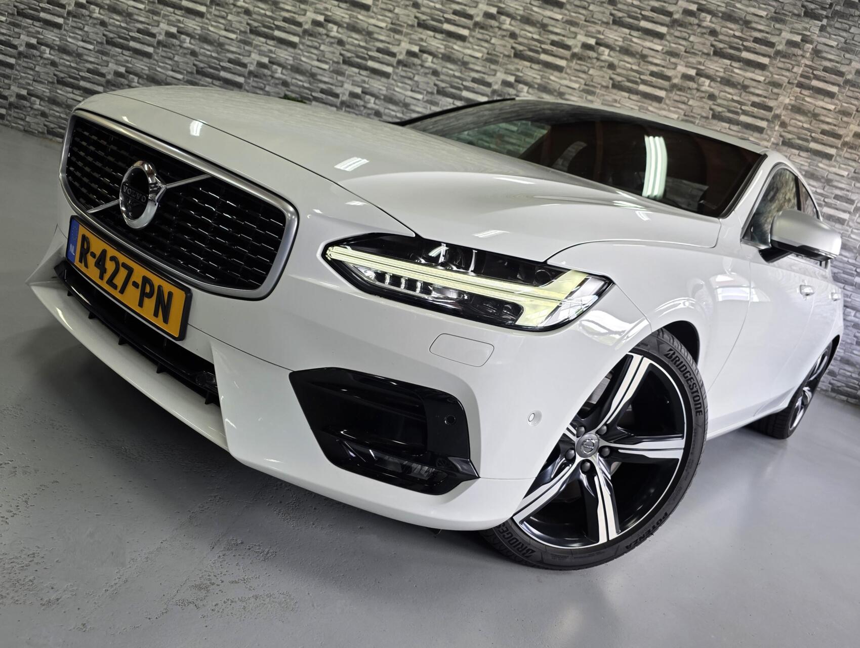 Foto van Volvo S90