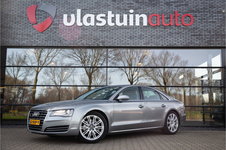 Audi A8 foto 1
