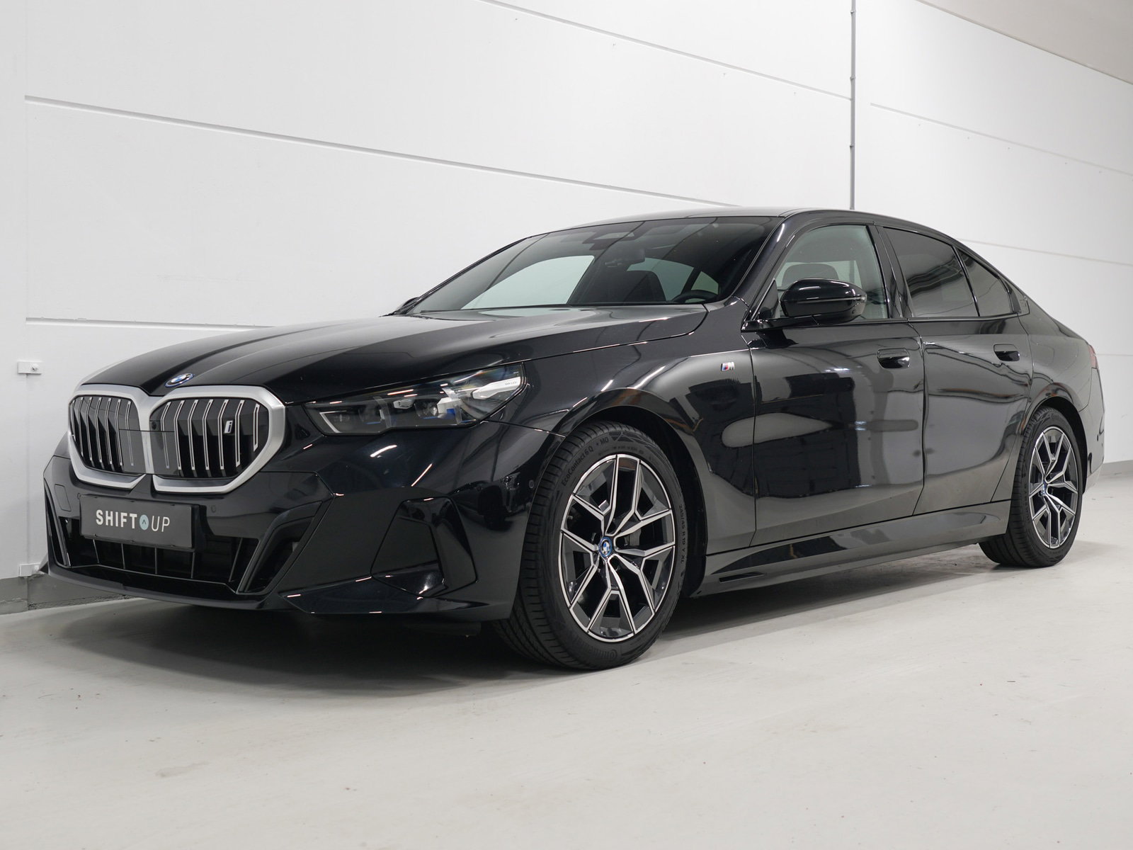 Foto van BMW i5