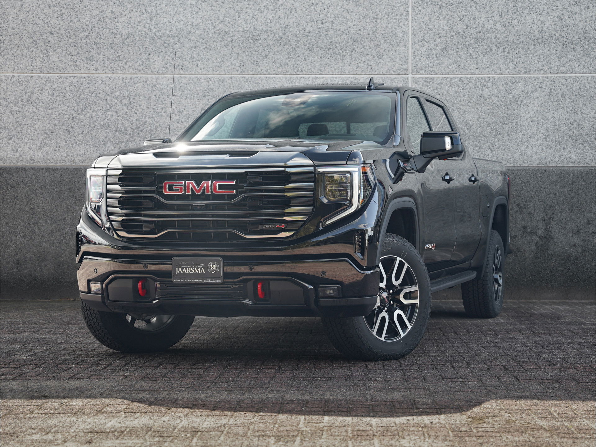 GMC Sierra