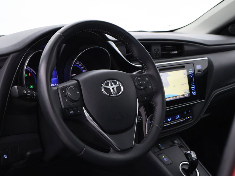 Toyota Auris Touring Sports