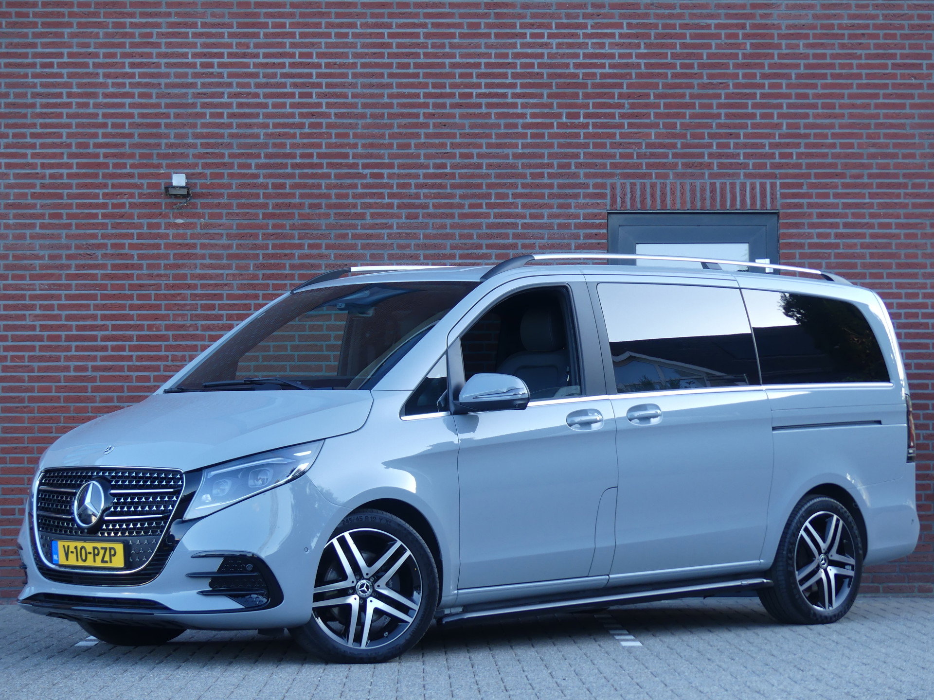 Foto van Mercedes-Benz V-Klasse