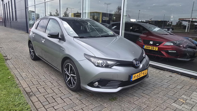 Toyota Auris foto 1
