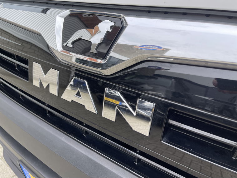 MAN TGE