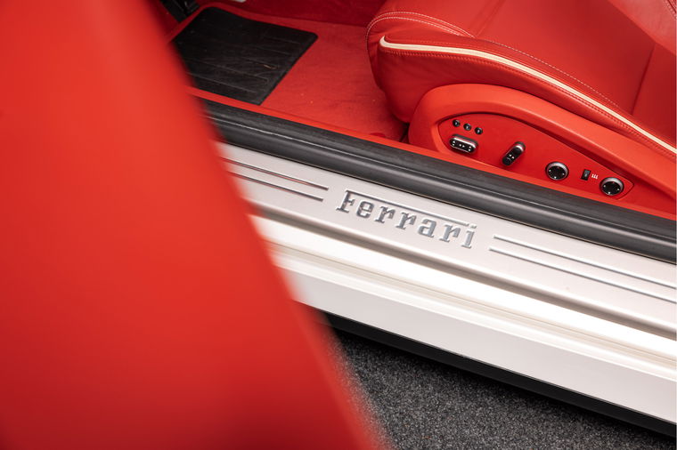 Ferrari FF