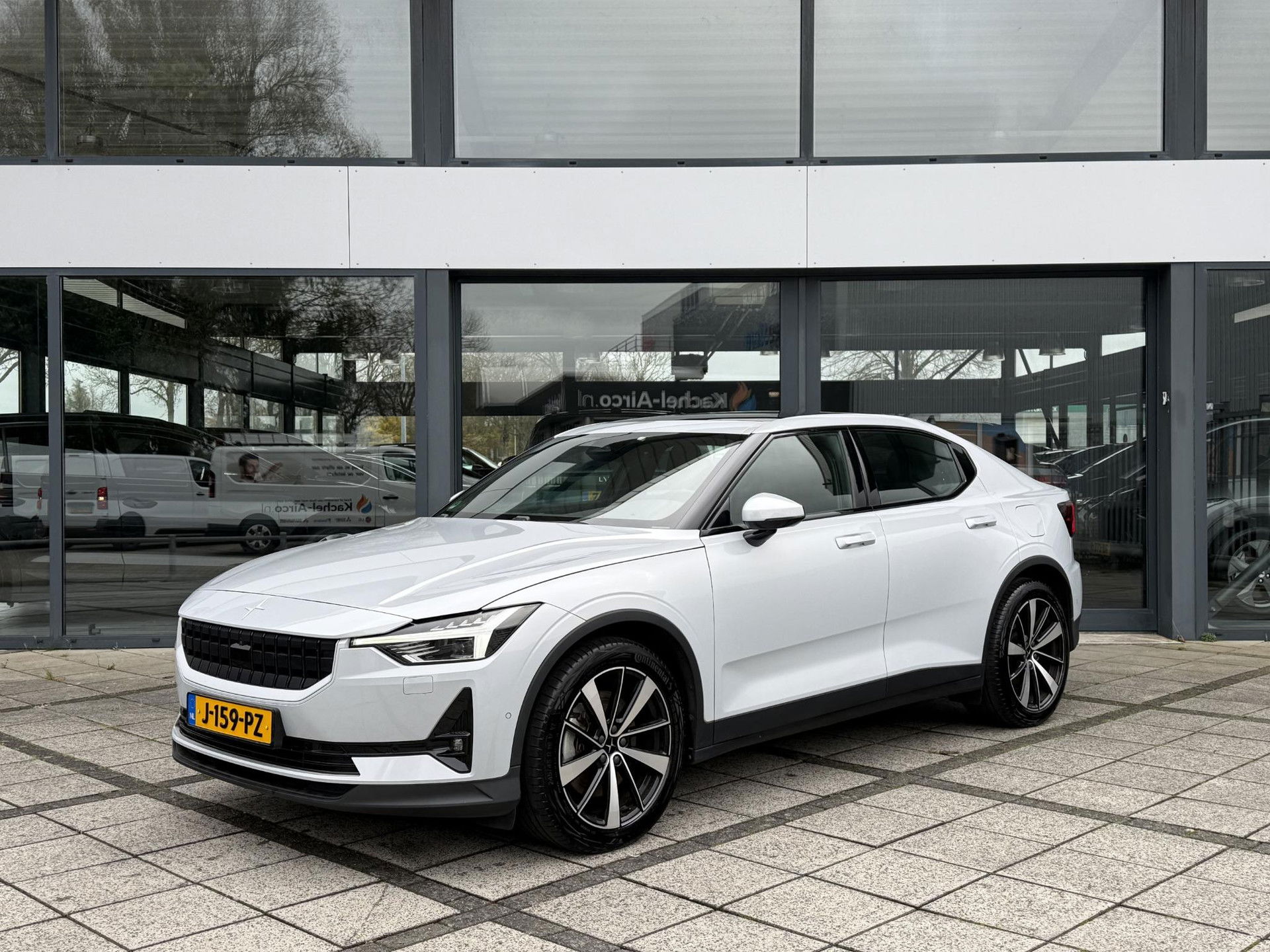 Foto van Polestar 2