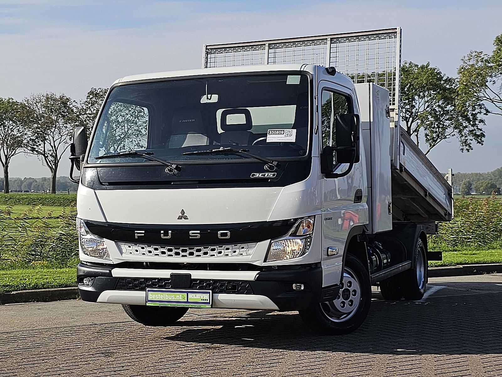 Foto van Mitsubishi Canter