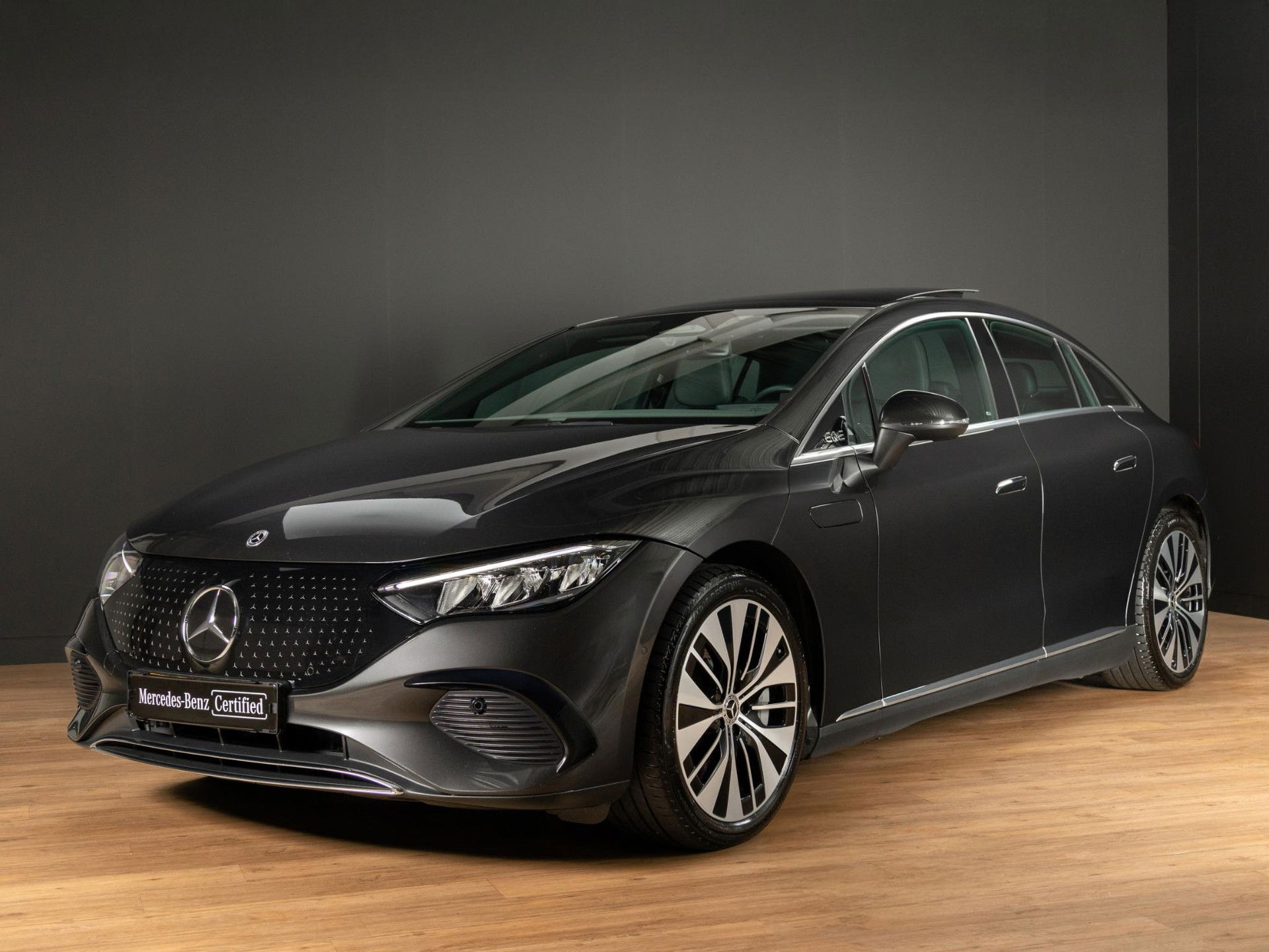 Foto van Mercedes-Benz EQE