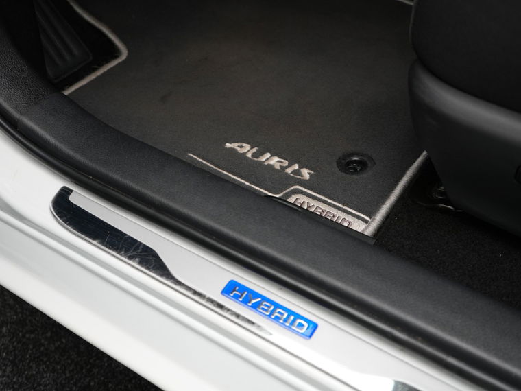 Toyota Auris Touring Sports