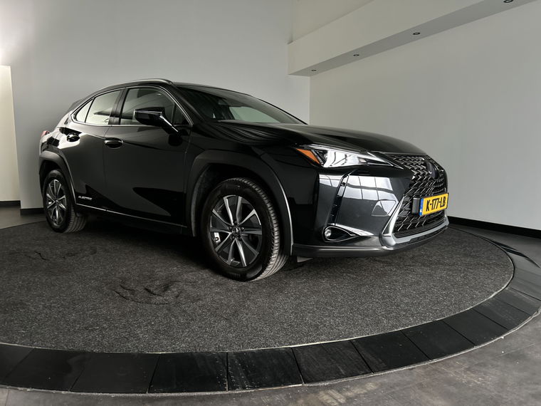 Foto van Lexus UX