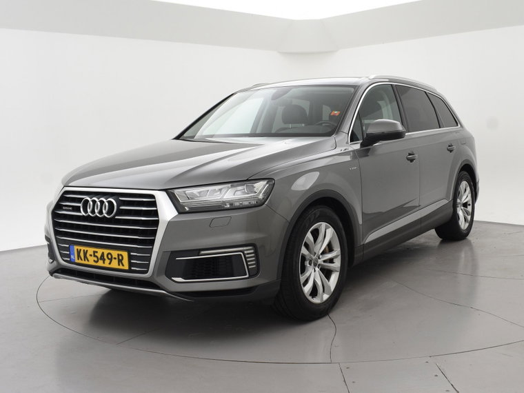 Audi Q7 foto 1