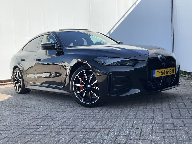 Foto van BMW i4