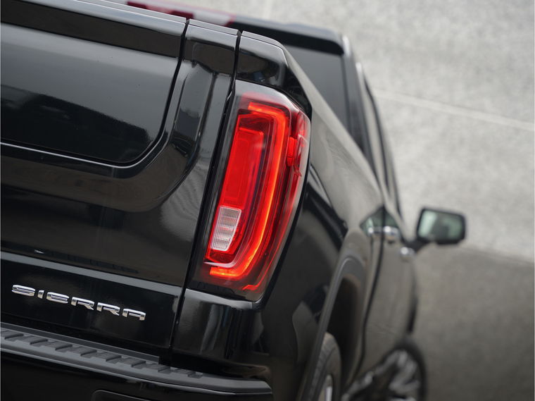 GMC Sierra