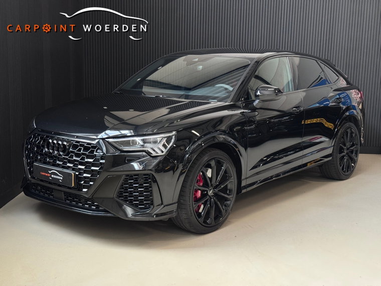 Foto van Audi RSQ3
