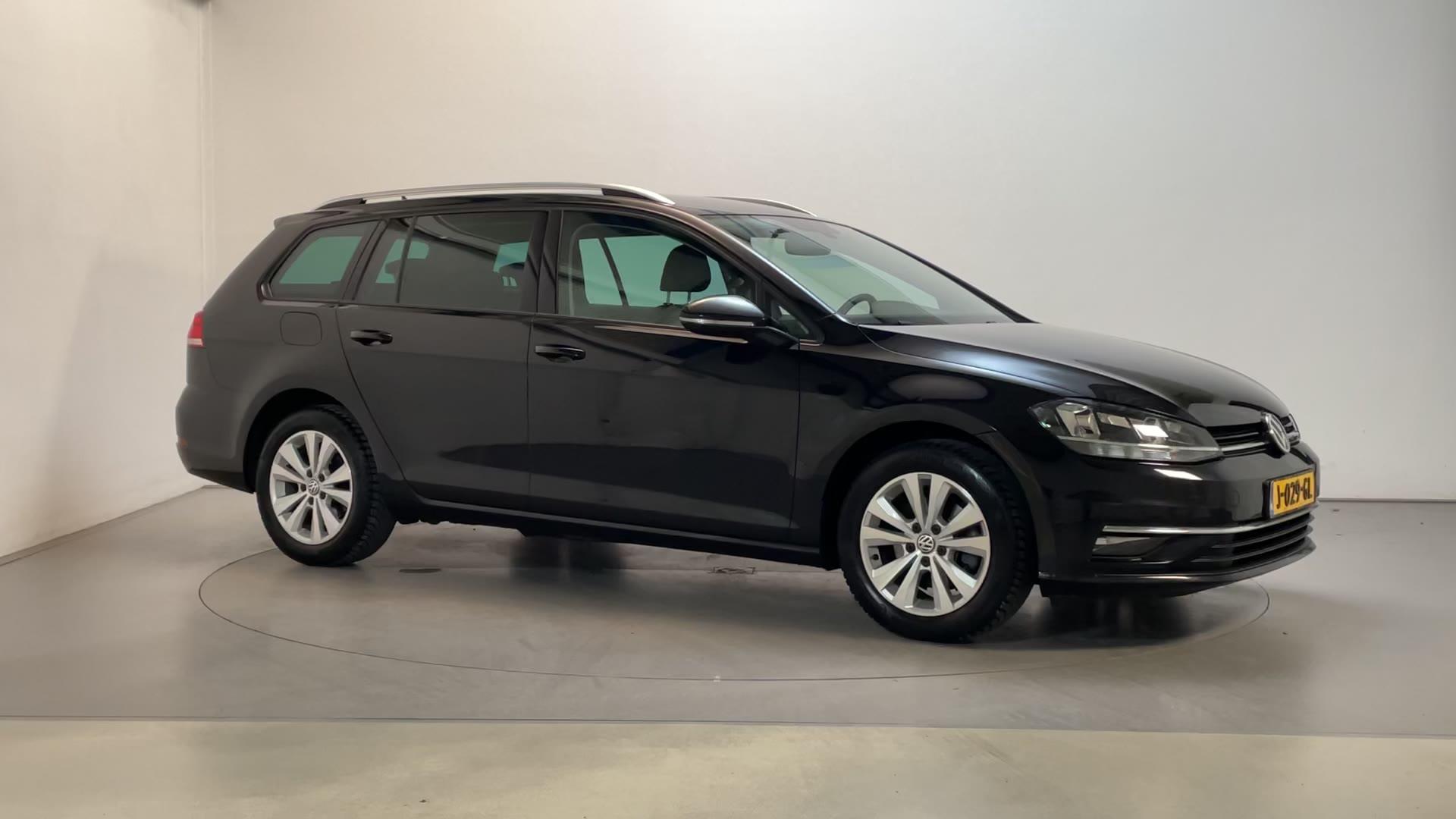 Foto van Volkswagen GOLF Variant