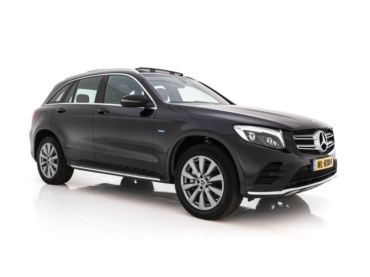 Mercedes-Benz GLC foto 1