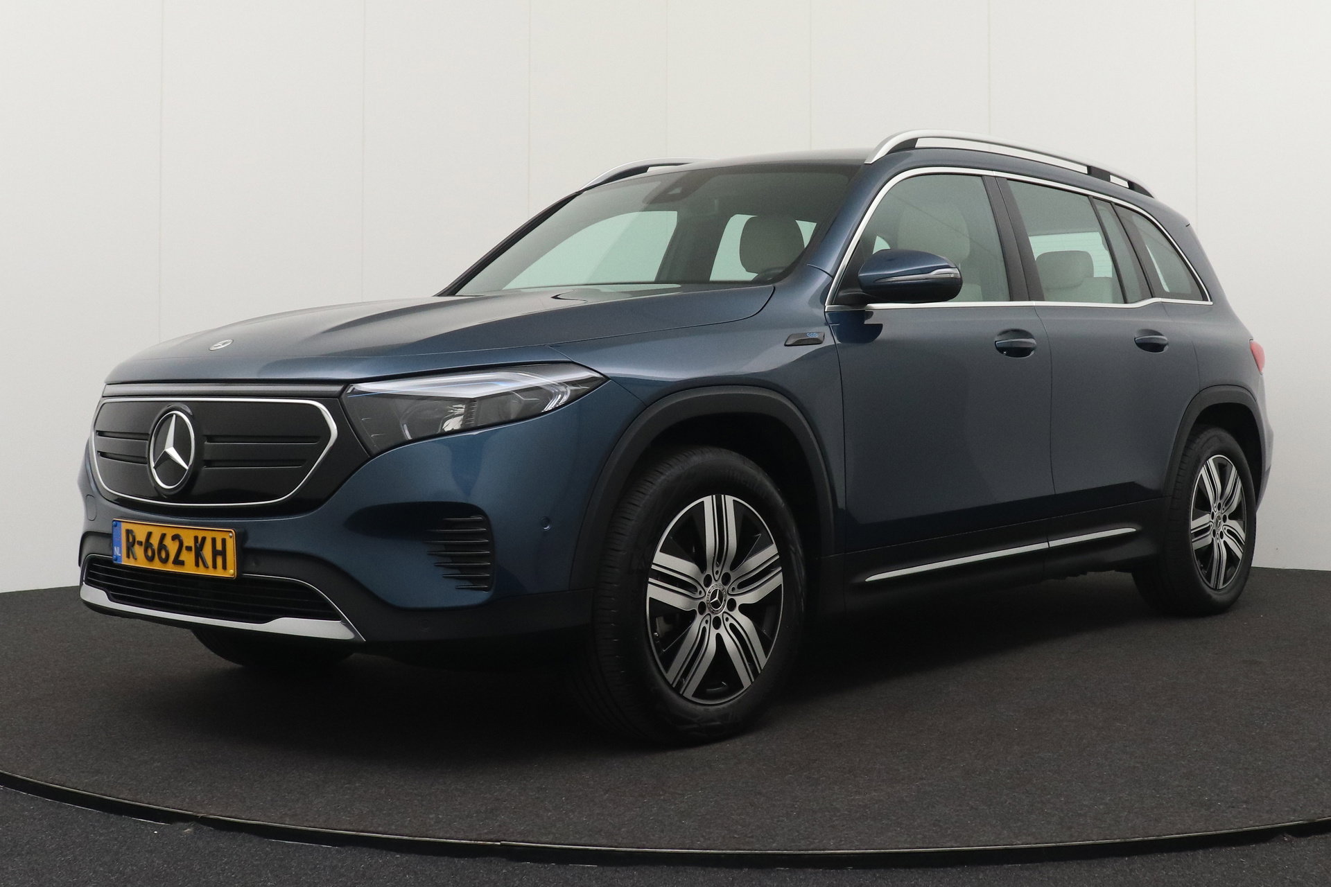 Foto van Mercedes-Benz EQB