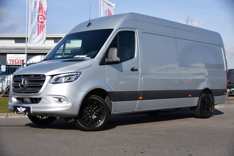 Mercedes-Benz Sprinter foto 1