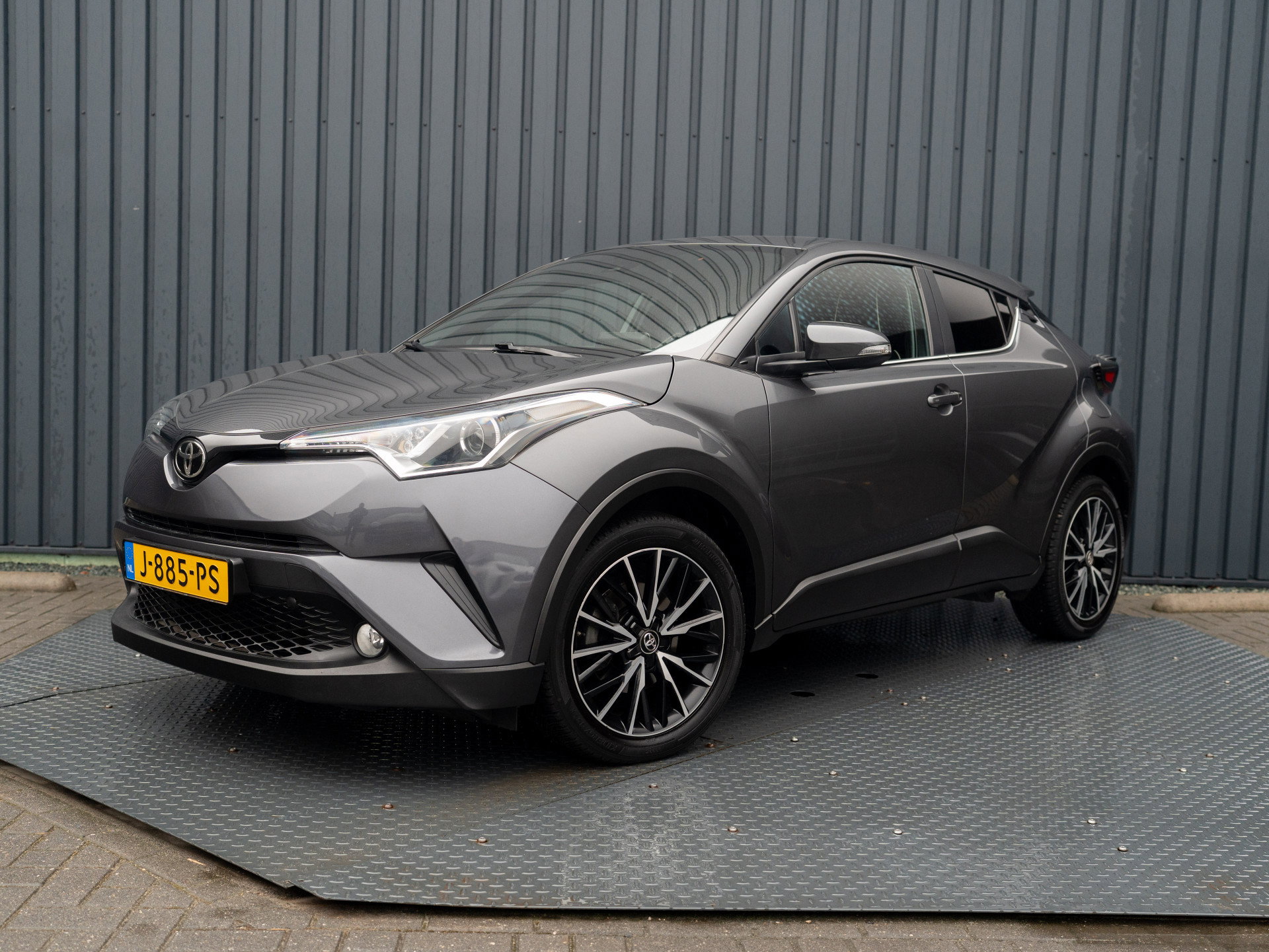 Foto van Toyota C-HR