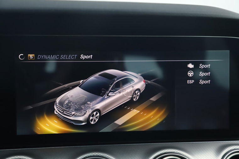 Mercedes-Benz E-Klasse
