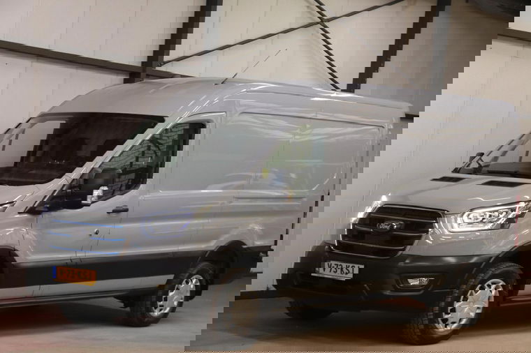 Foto van Ford E-Transit