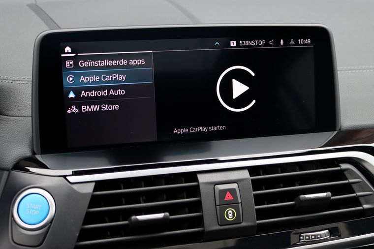 BMW iX3