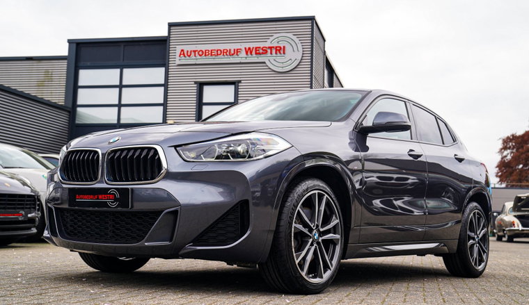 BMW X2 foto 1