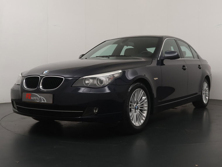 BMW 5 Serie foto 1