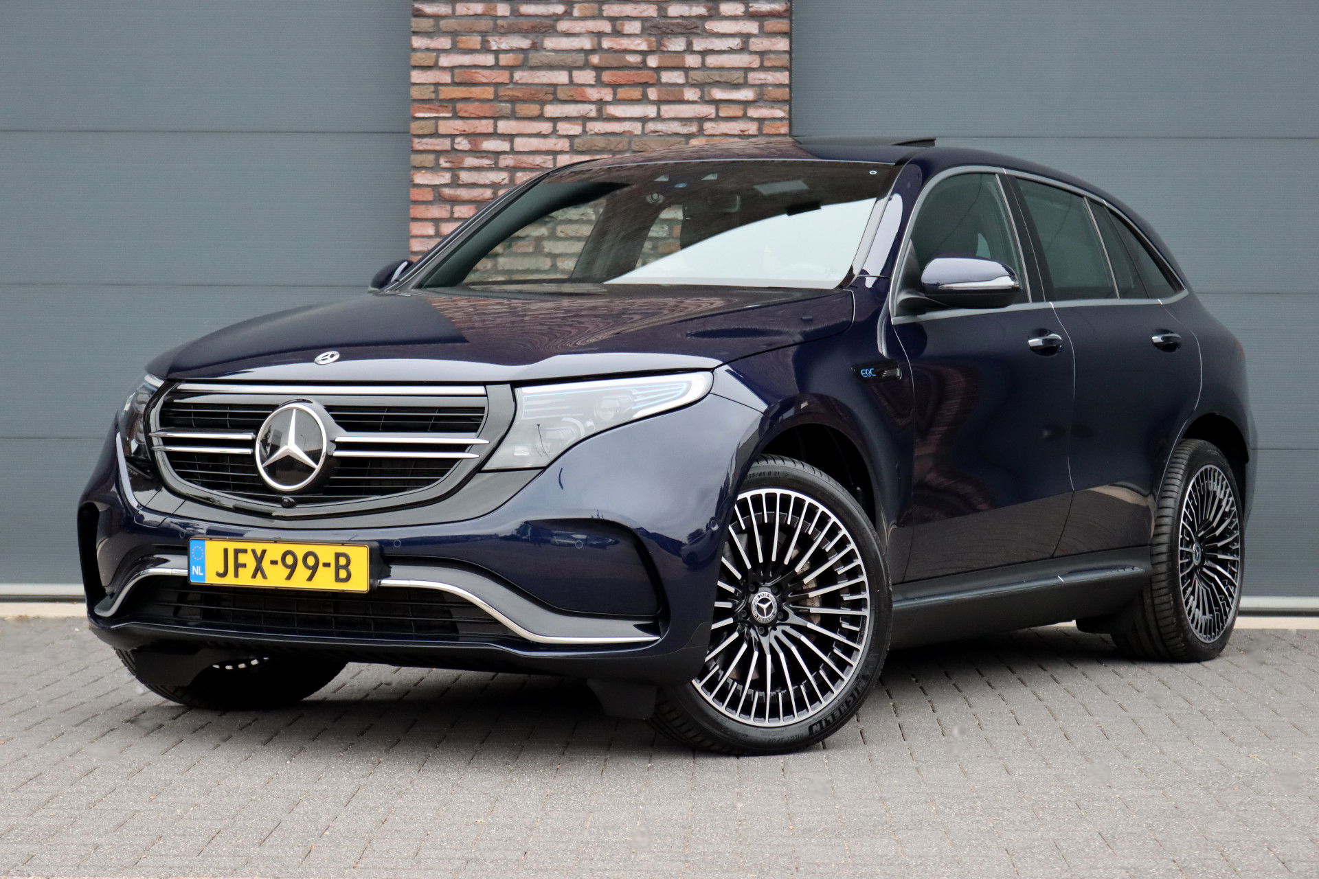 Foto van Mercedes-Benz EQC