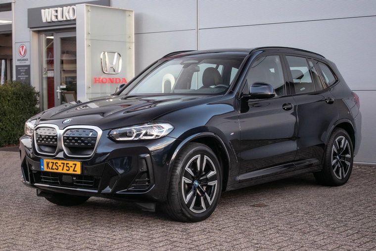 Foto van BMW iX3