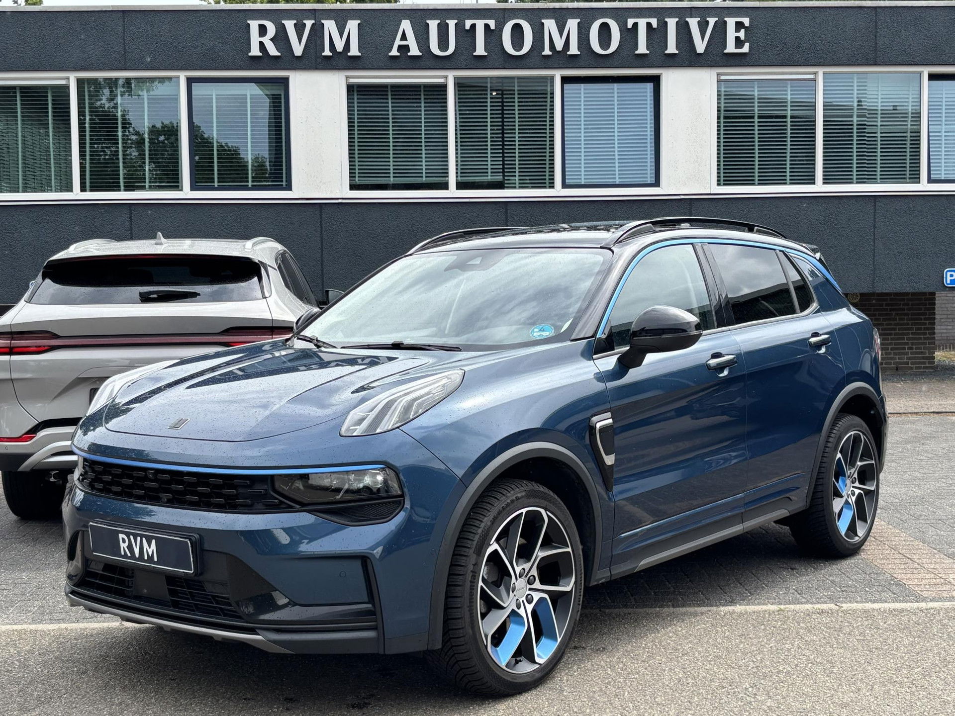 Foto van Lynk & Co 01