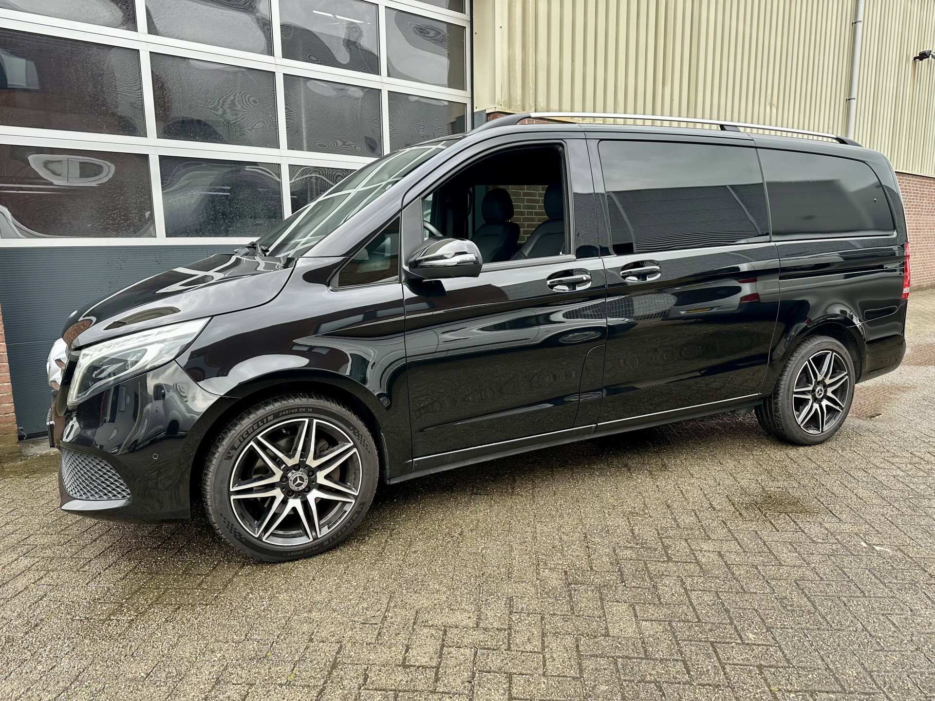 Foto van Mercedes-Benz V-Klasse