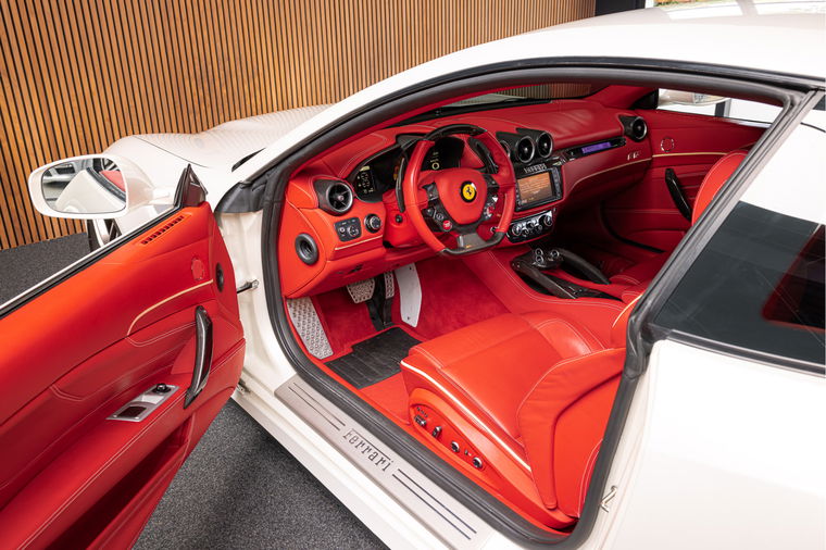 Ferrari FF