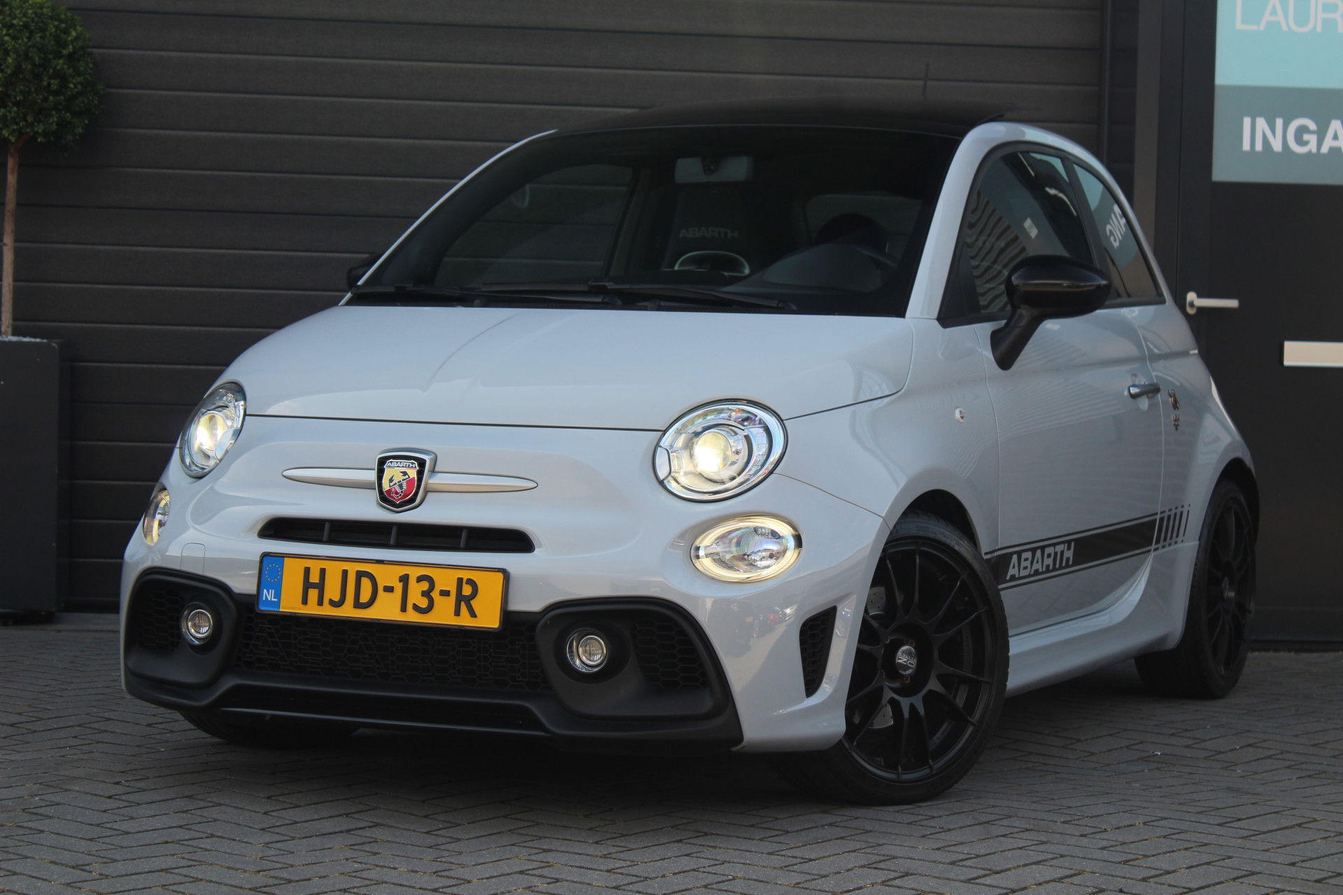 Foto van Abarth 595