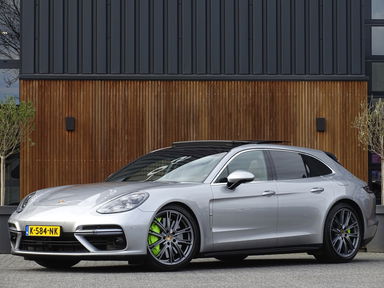 Foto van Porsche Panamera