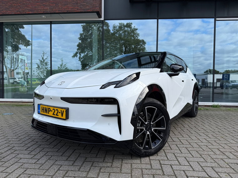 Foto van Zeekr X