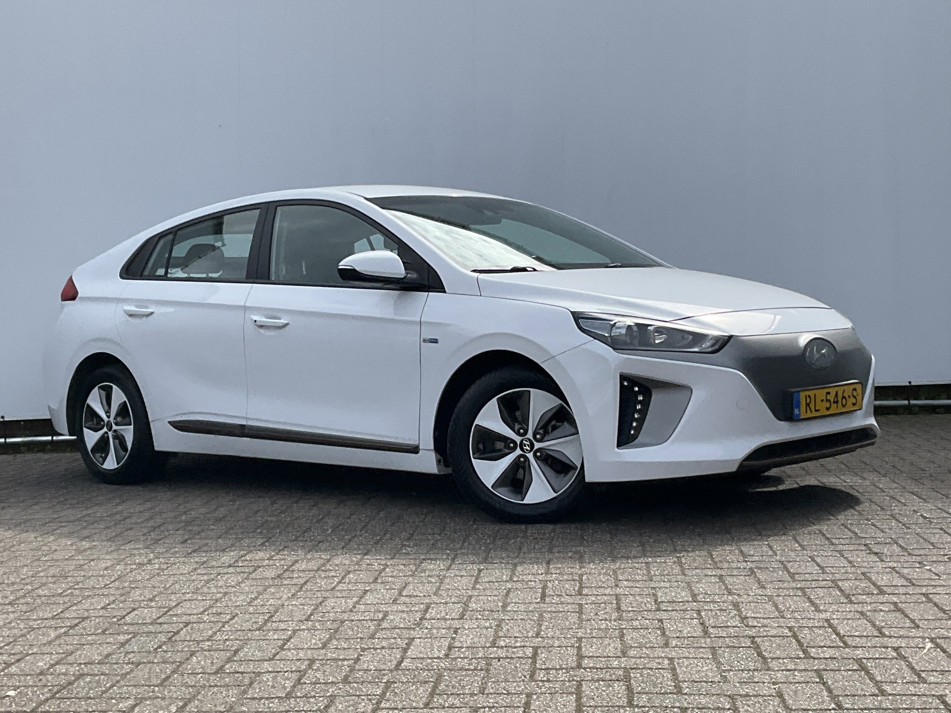 Foto van Hyundai IONIQ