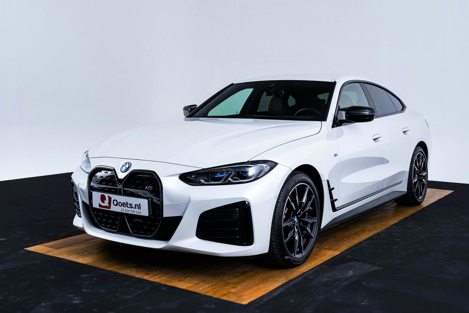 Foto van BMW i4