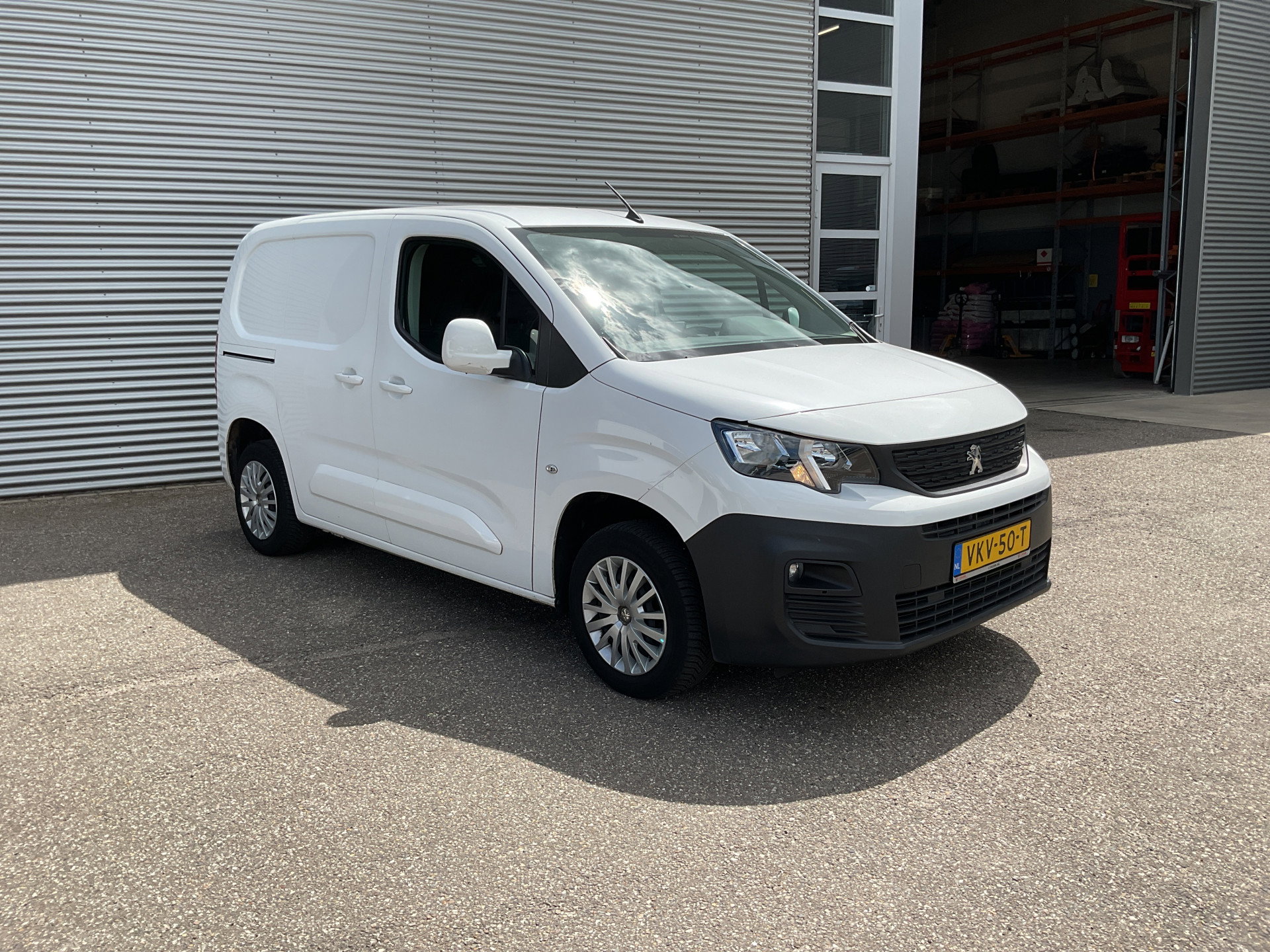 Foto van Peugeot Partner