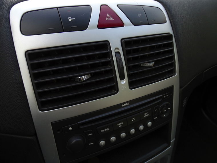 Peugeot 307