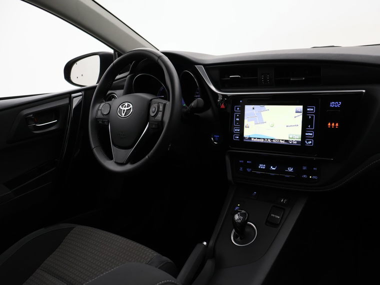 Toyota Auris Touring Sports
