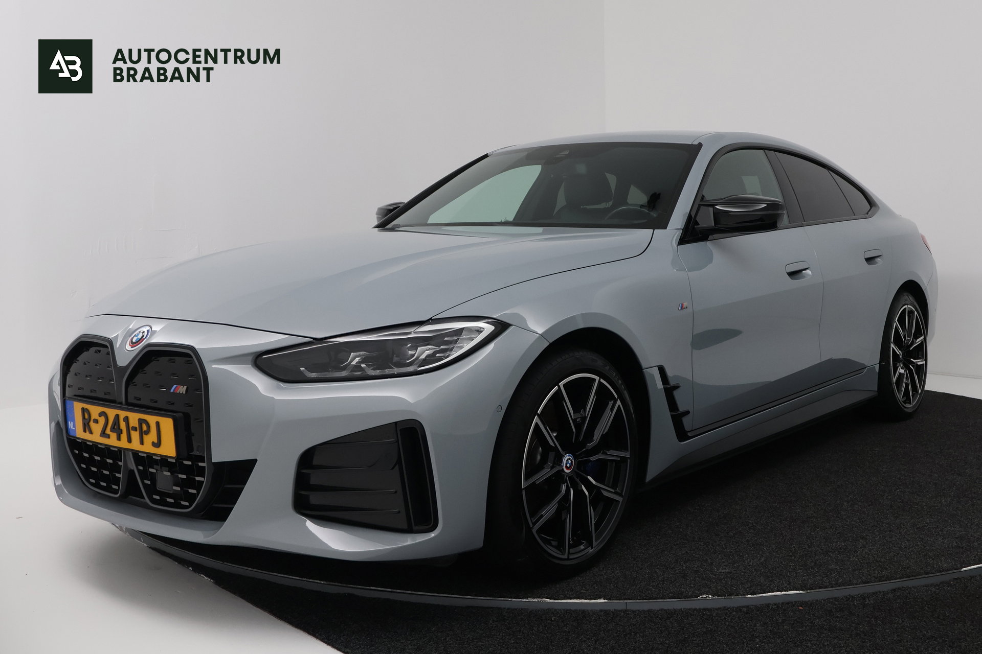 Foto van BMW i4